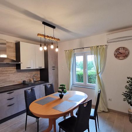 באסקה Apartments Jurandvor מראה חיצוני תמונה